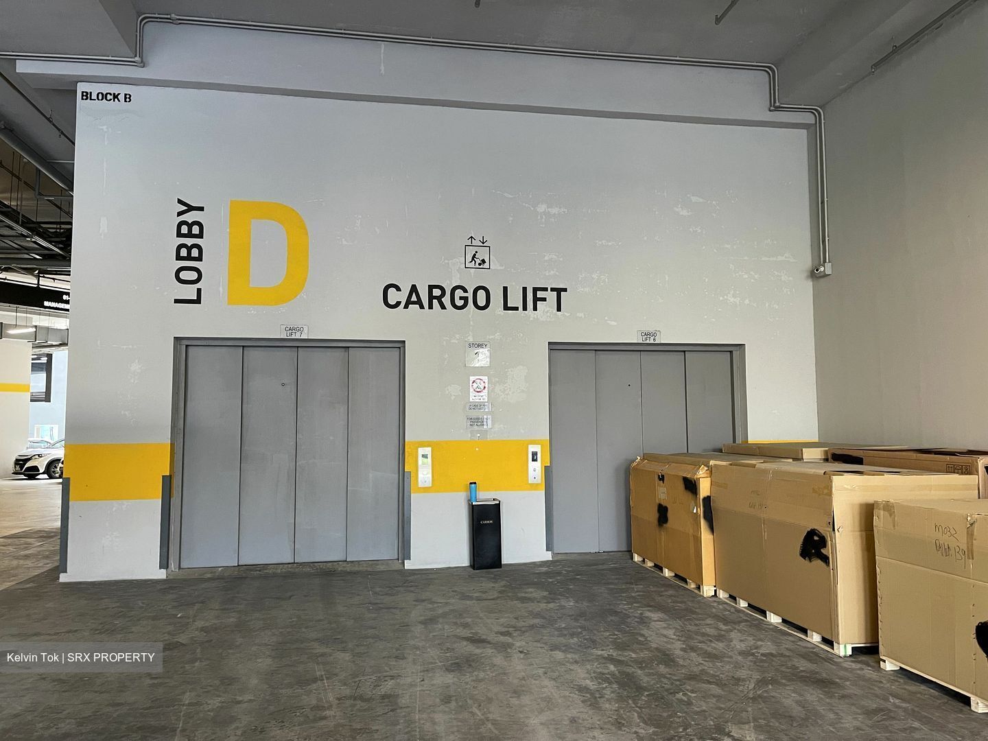 Carros Centre (D25), Factory #454760141